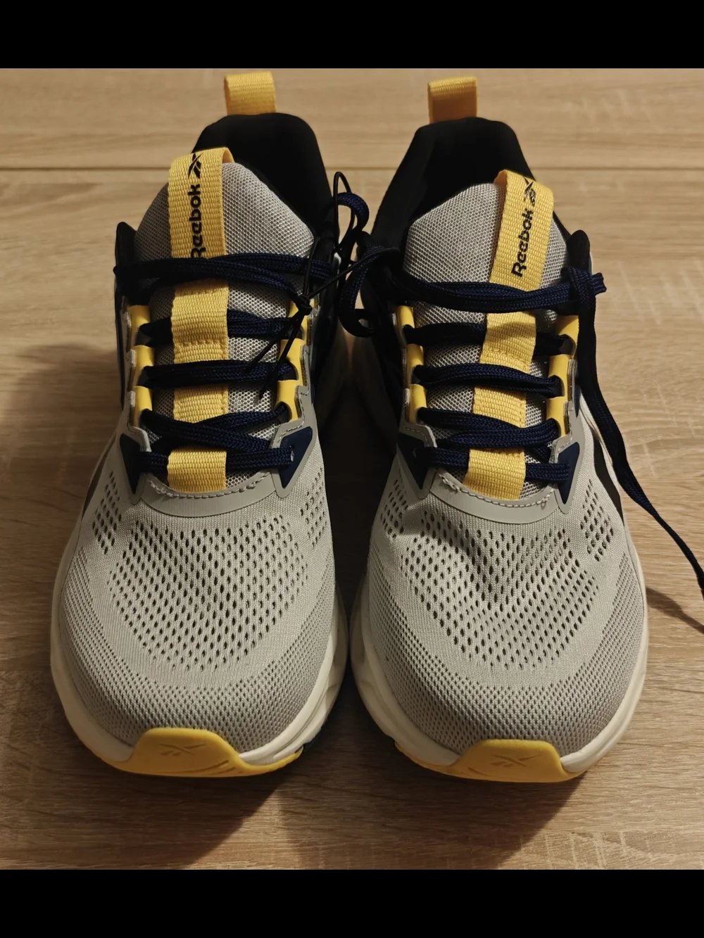 Reebok Men's White, Navy & Yellow Performance Sneakers